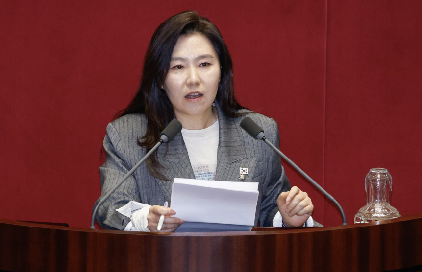 국회의전 시절 강유정 사진1